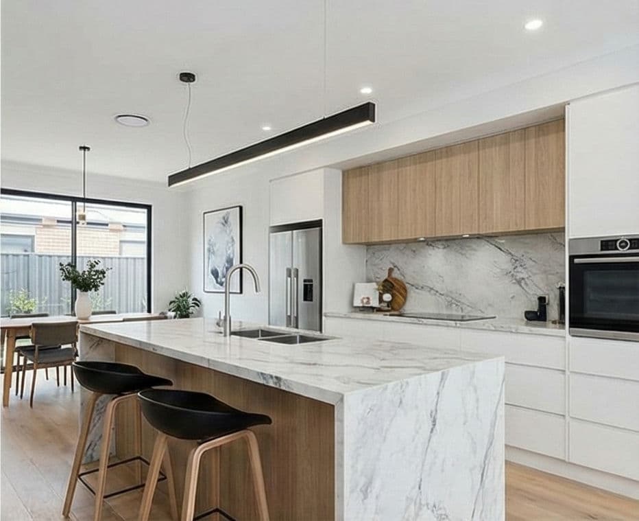 Spacious loft with chef's kitchen